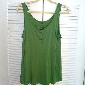 Torrid Classic Fit tank
